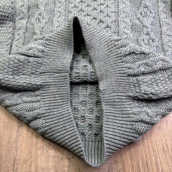 NWT Kerry Traditions Mens Blue Pure New Wool Cable Knit Pullover Sweater Medium - Picture 5 of 12